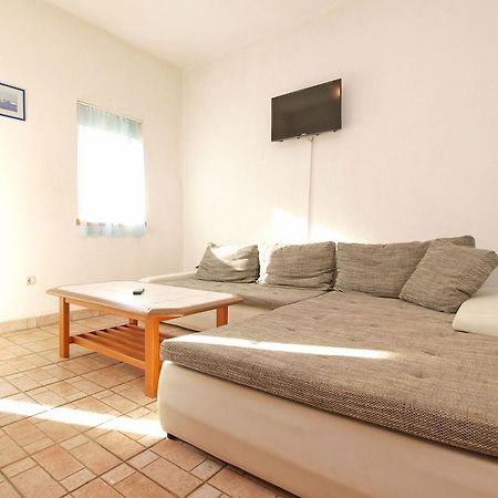 Apartments Ivo 1328 Fažana Buitenkant foto